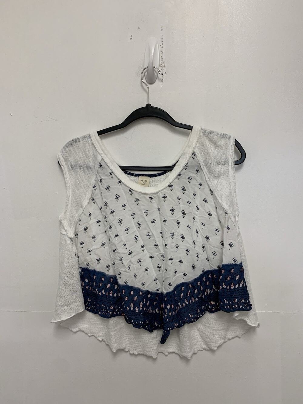 We The Free Sleeveless White Floral Top Size XS